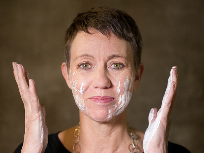 Mieke-Moor-foto-lucy-lambriex-ziebinnenzijde-5641-web-650